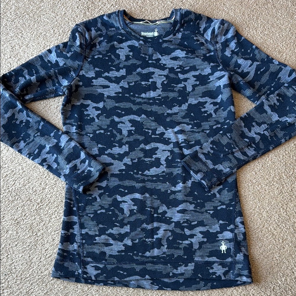 Smartwool 100% merino wool base layer Blue Camo Long Sleeve Shirt sz L